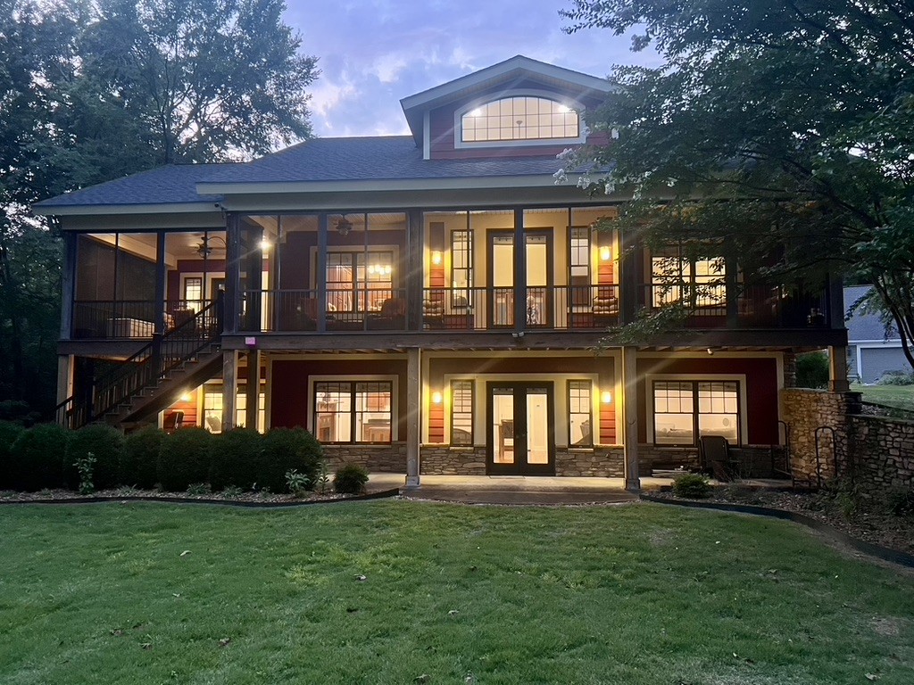 240 Weekend Lane Murray, KY 42071 - Photo 61 of 65 a front view of house with a garden