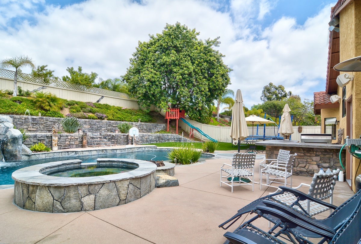 13184 Treecrest Street Poway, CA 92064 - Photo 22 of 25