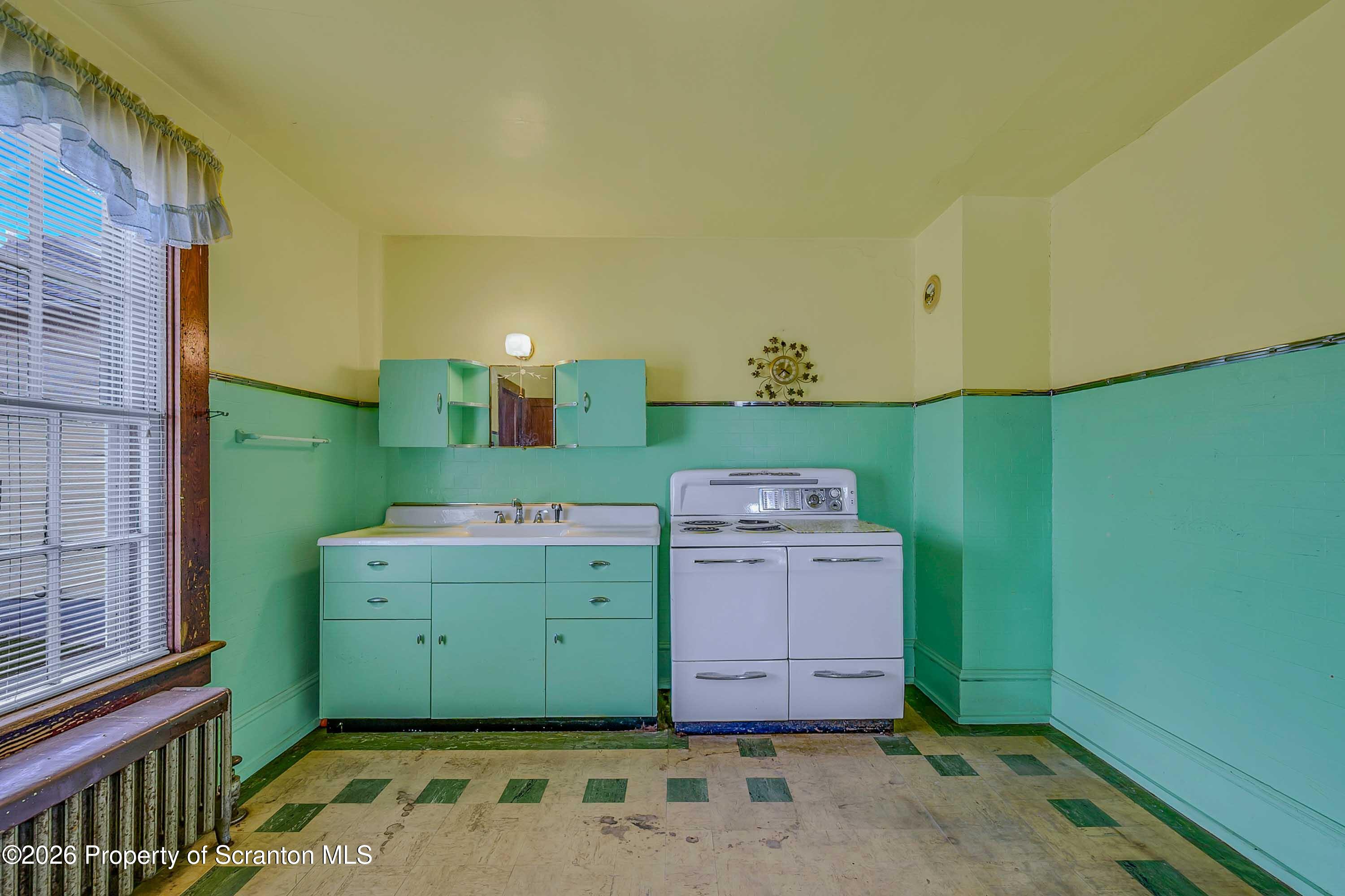 1429 Hawthorne Street Scranton, PA 18504 - Photo 21 of 29 Hawthorne -27