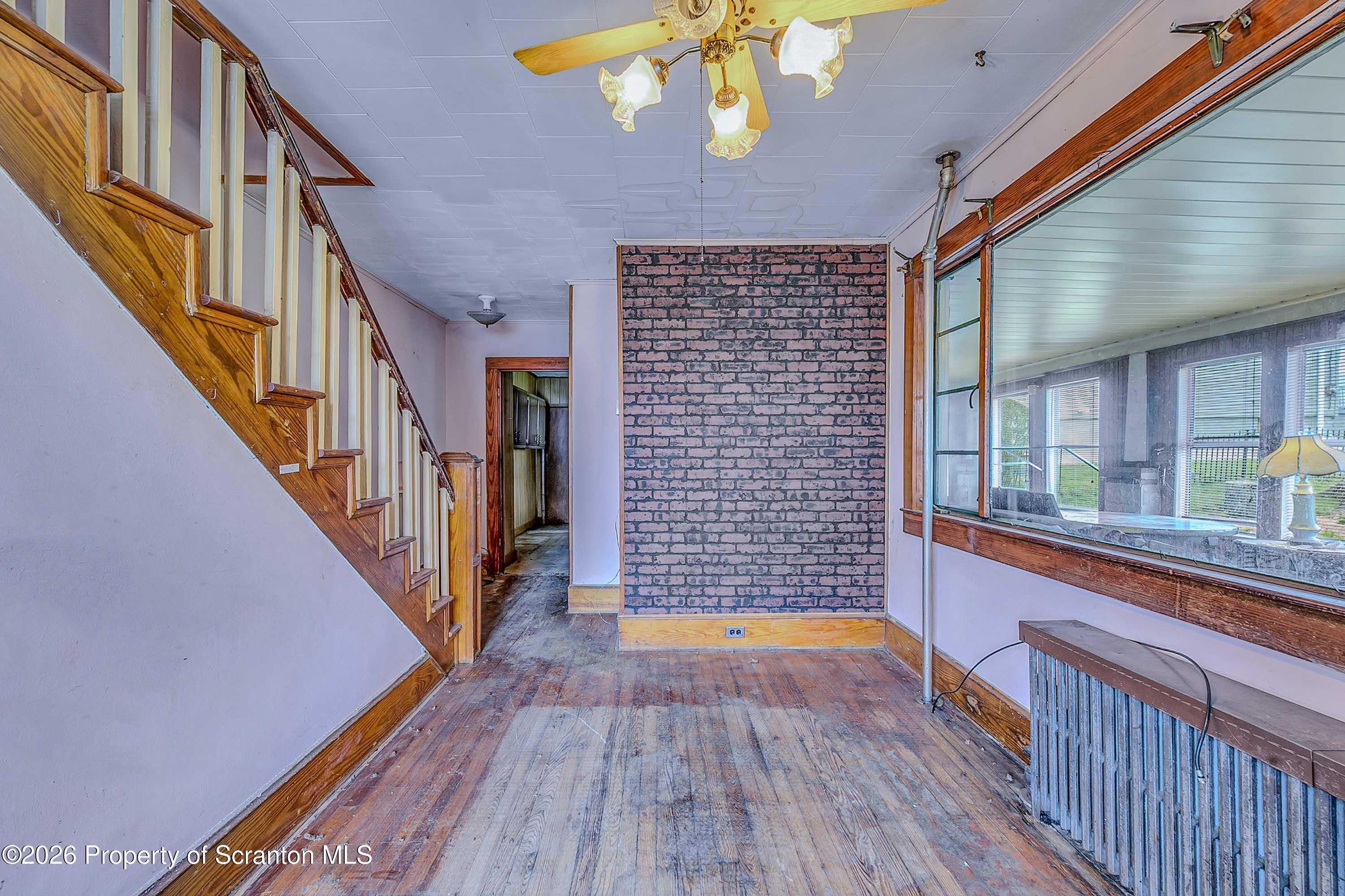 1429 Hawthorne Street Scranton, PA 18504 - Photo 4 of 29 Hawthorne -10