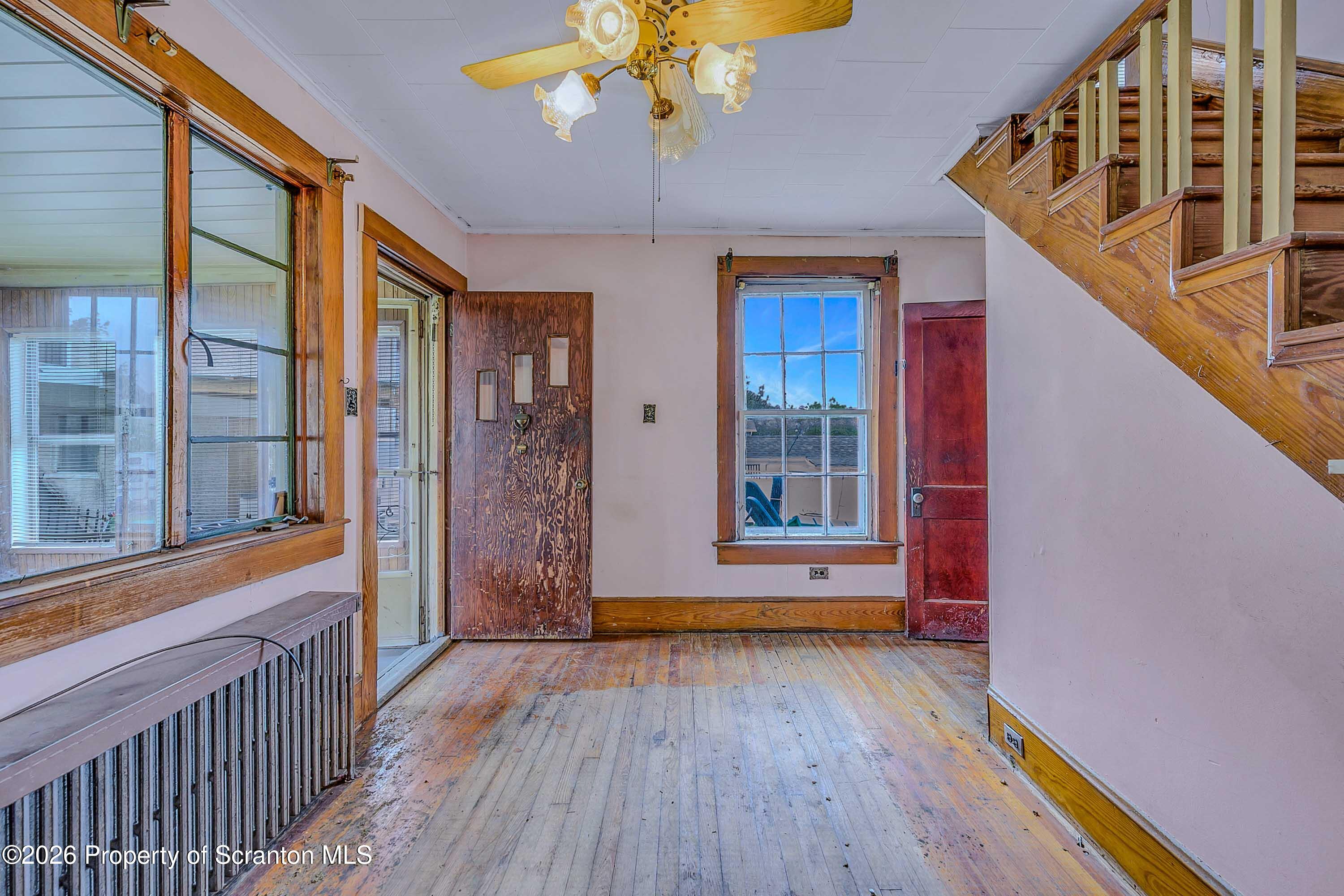 1429 Hawthorne Street Scranton, PA 18504 - Photo 8 of 29 Hawthorne -14