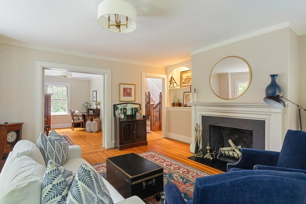 55 Coburn Road Weston, MA 02493 - Photo 19 of 42