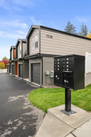 $2,295,000 | 701 South Felts Road, Spokane, WA 99206