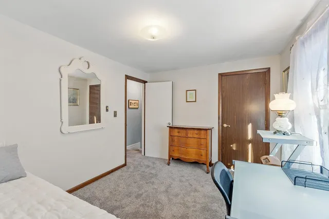 $330,000 | 25 Hampton Road, Unit B1, Exeter, NH 03833