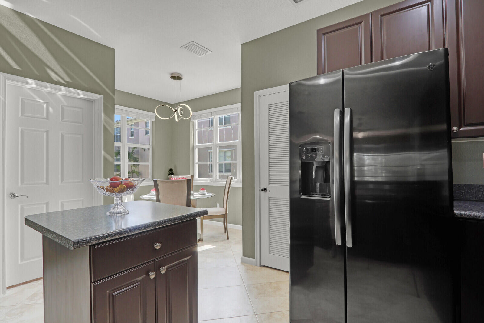 136 Regions Way Jupiter, FL 33458 - Photo 15 of 29 18_Image_18_mls