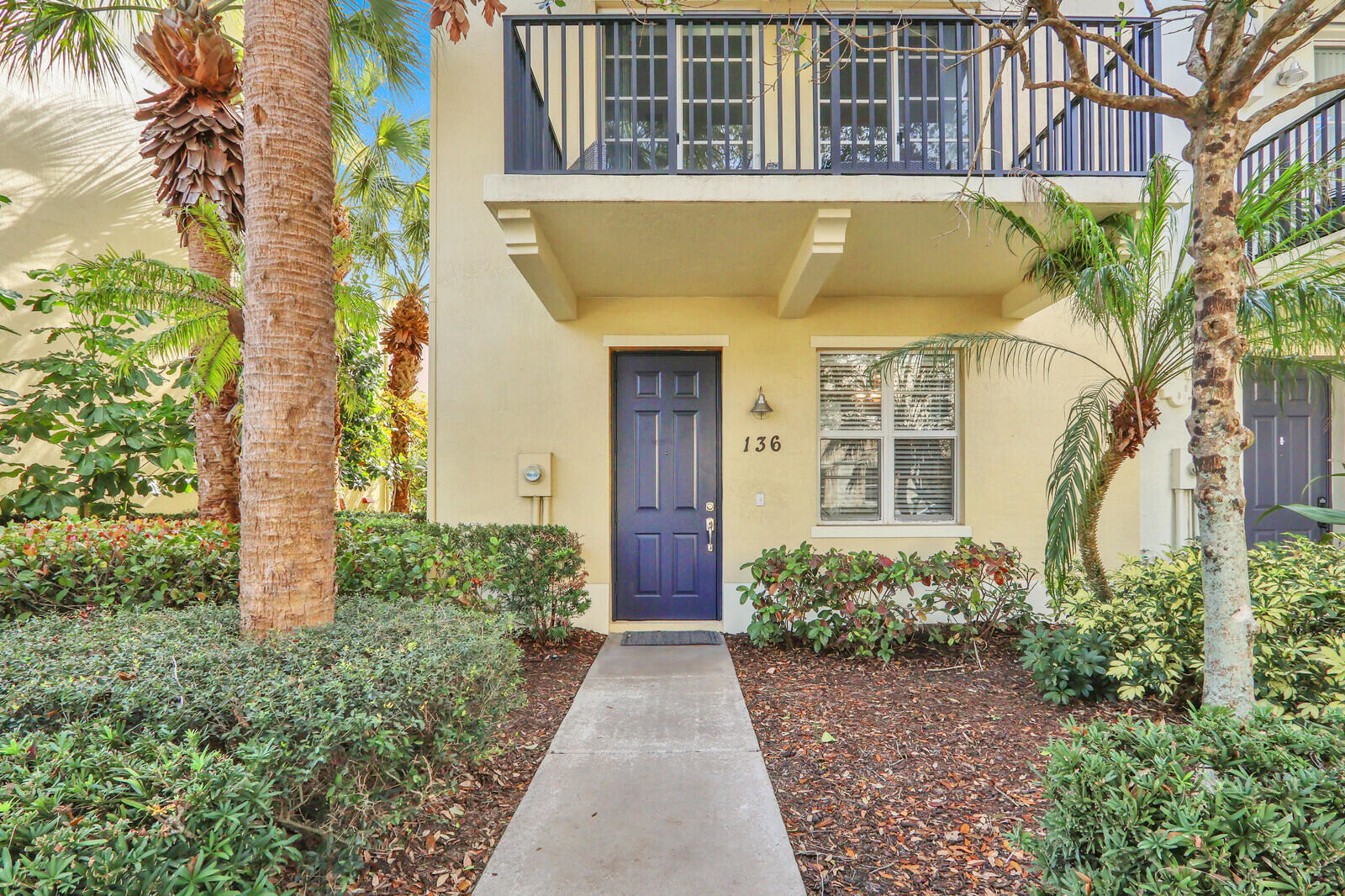 136 Regions Way Jupiter, FL 33458 - Photo 29 of 29 Front