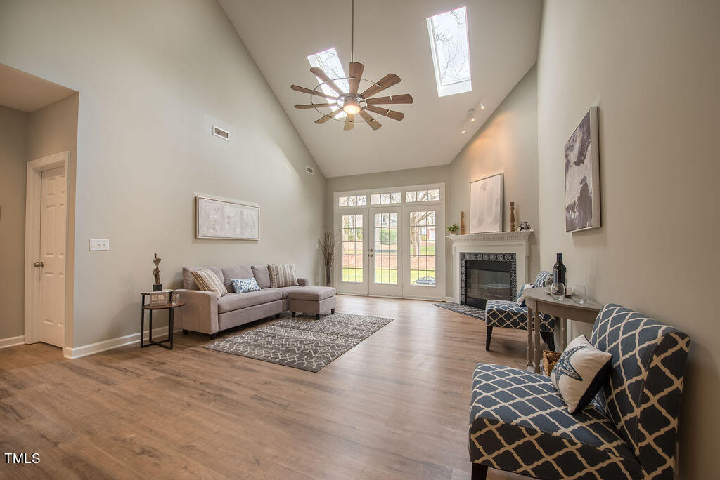 8728 Compass Lane Raleigh, NC 27615 - Photo 7 of 17 Compass-4