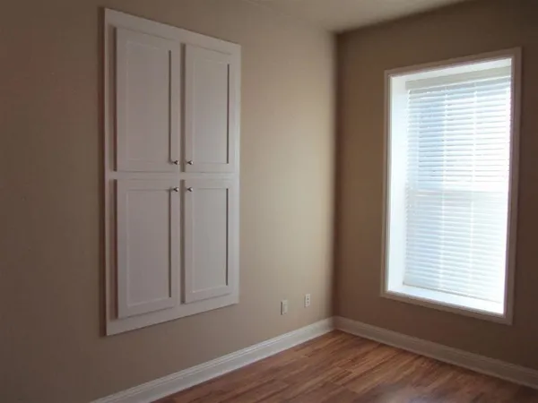$1,150 | 115 East Main Street, Llano, TX 78643