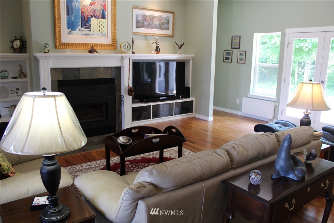 1310 Rook Drive Port Angeles, WA 98362 - Photo 4 of 25 Gallery Image 4