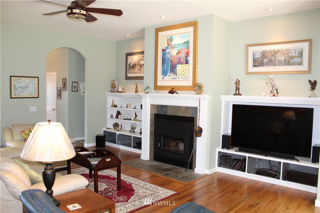 1310 Rook Drive Port Angeles, WA 98362 - Photo 5 of 25 Gallery Image 5