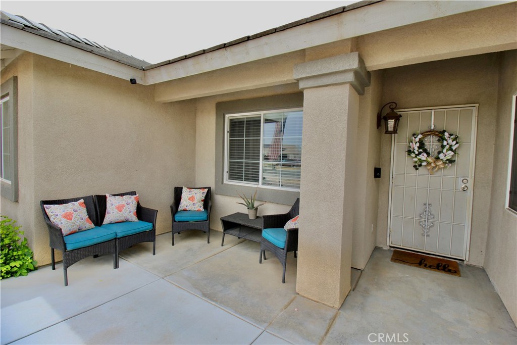 21243 Nisqually Road Apple Valley, CA 92308 - Photo 7 of 31