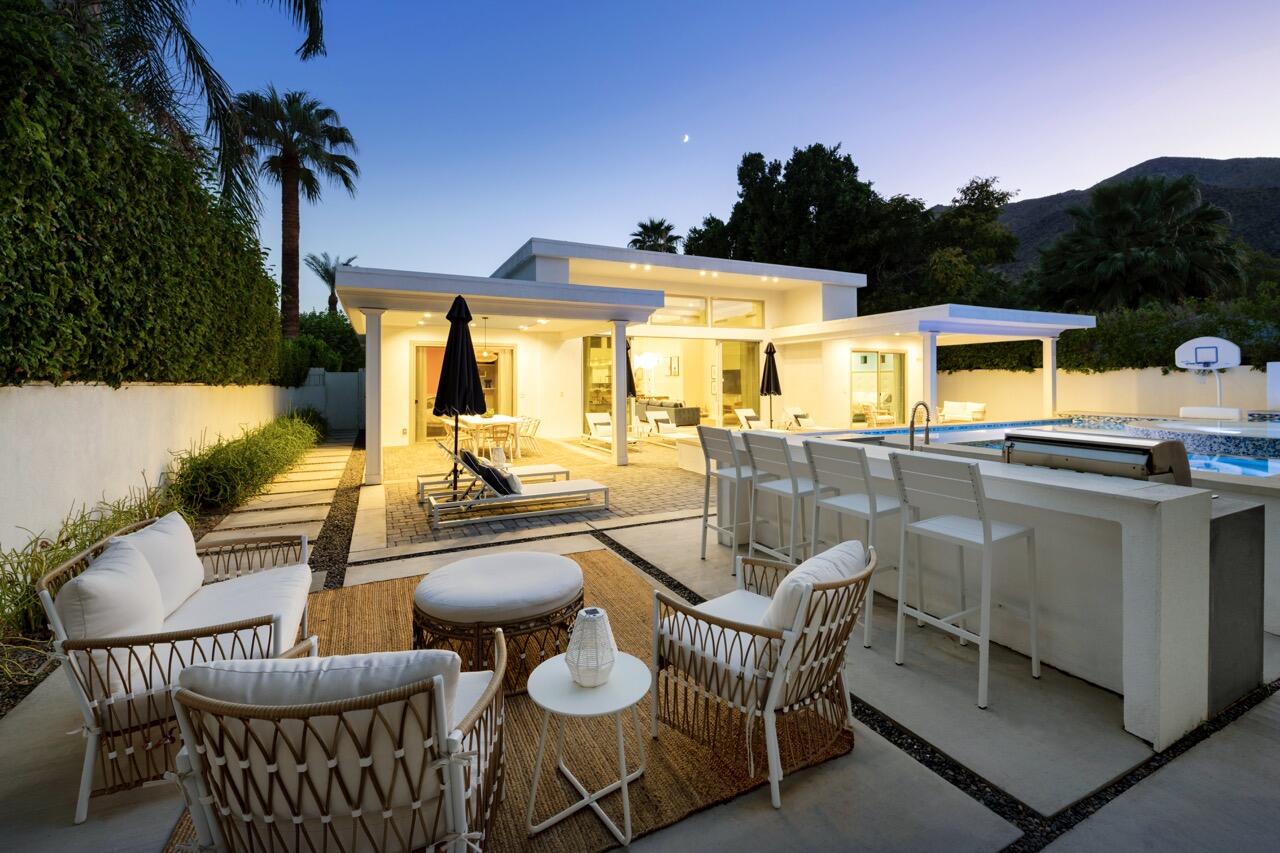 154 Ocotillo Avenue Palm Springs, CA 92264 - Photo 7 of 25 a view of a patio with swimming pool