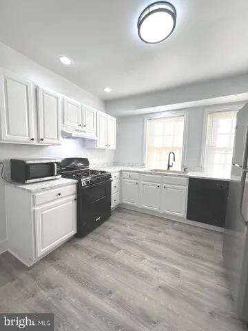 $3,300 | 405 North 2nd Street, Camden, NJ 08102