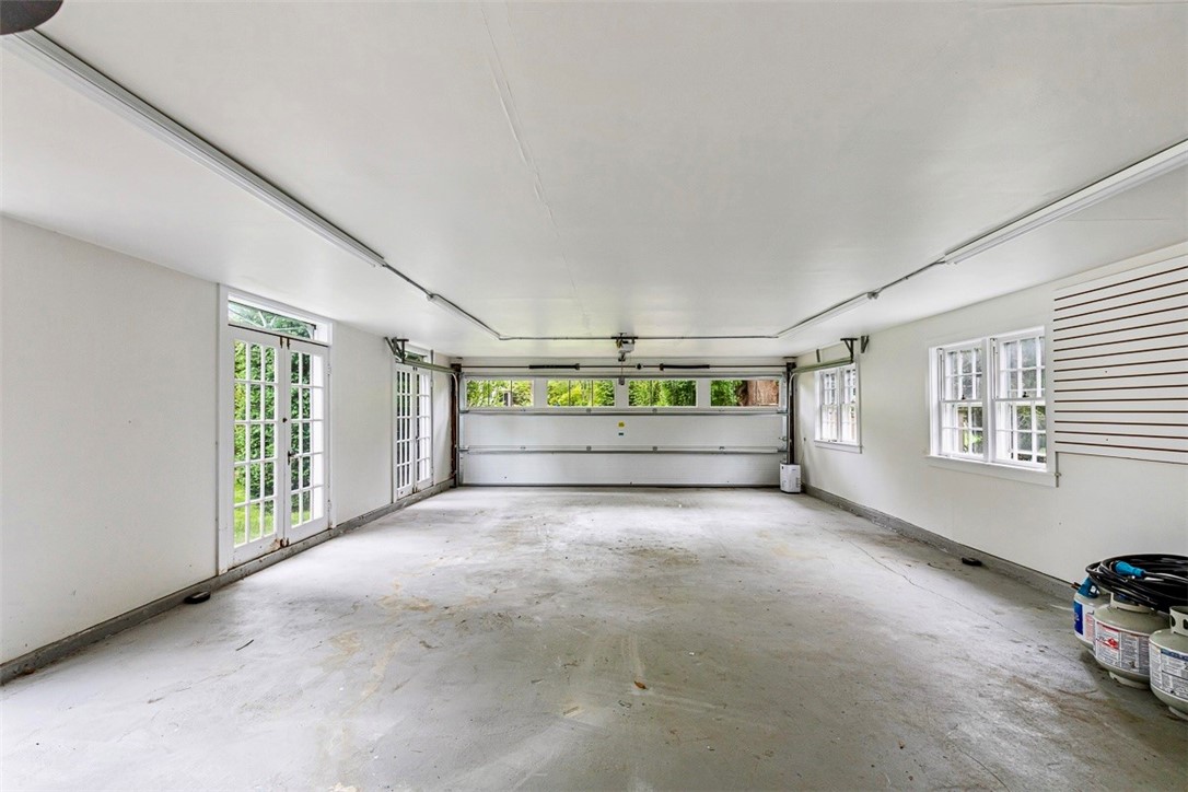 81 Mathewson Road Barrington, RI 02806 - Photo 48 of 49 Spacious 4-car garage