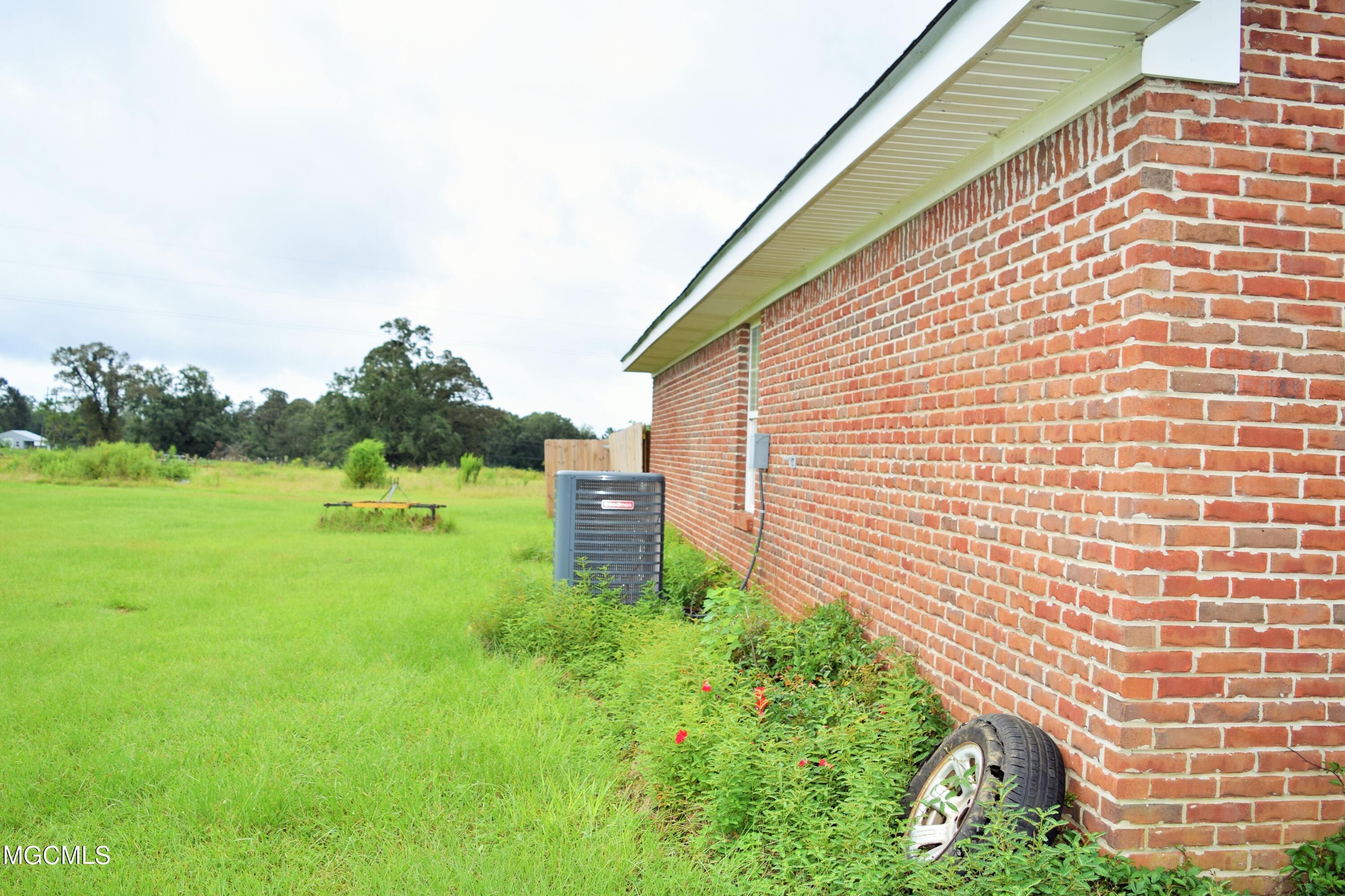 117 Pipkins Cemetery Road Lucedale, MS 39452 - Photo 35 of 37 DSC_0299