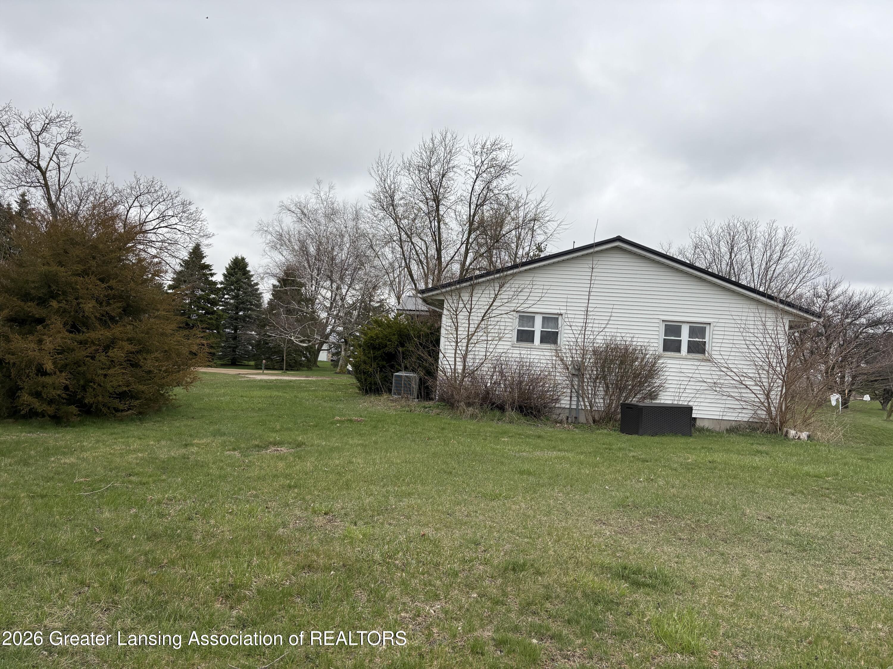 11010 Barnes Road Portland, MI 48875 - Photo 26 of 27 IMG_8218