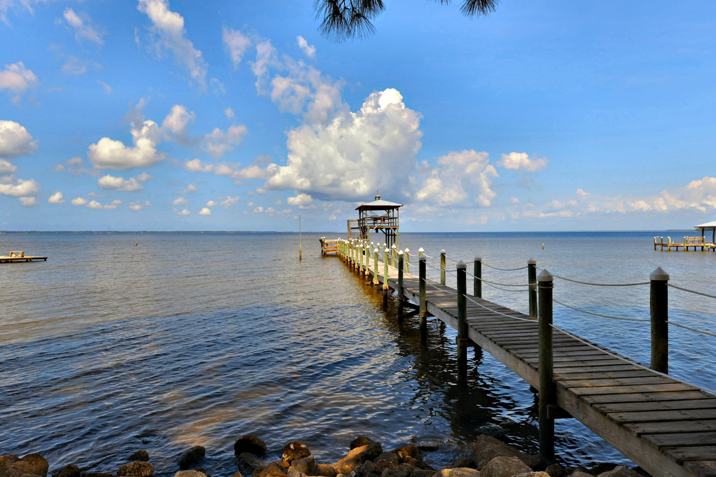 2394 Bay Grove Road Freeport, FL 32439 - Photo 23 of 37 a view of a terrace