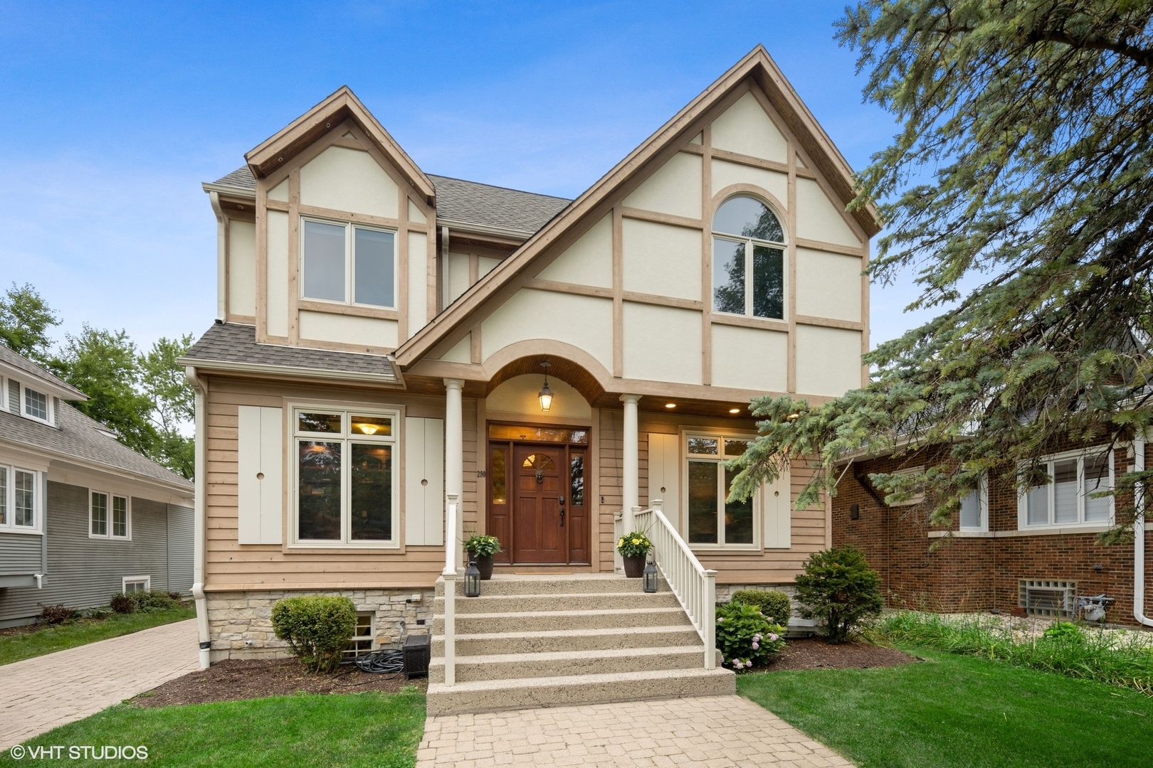 290 Lawton Road Riverside, IL 60546 - Photo 1 of 52