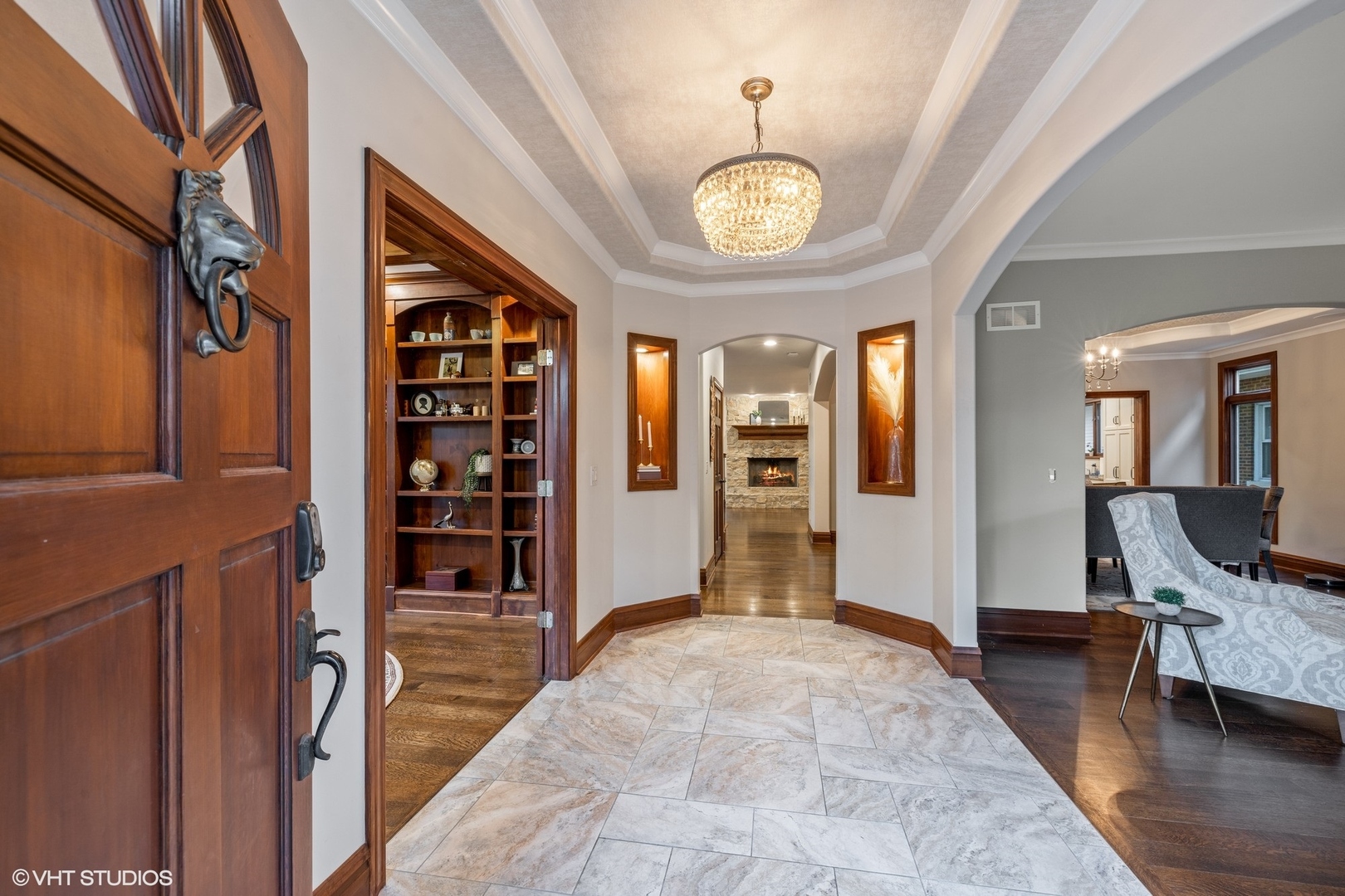 290 Lawton Road Riverside, IL 60546 - Photo 4 of 52