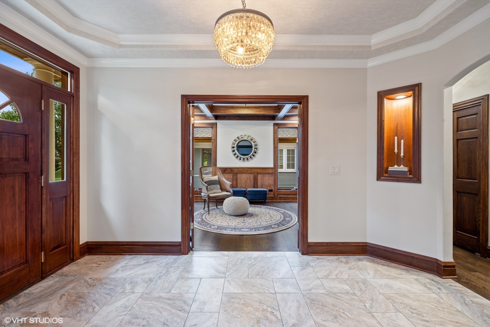 290 Lawton Road Riverside, IL 60546 - Photo 8 of 52