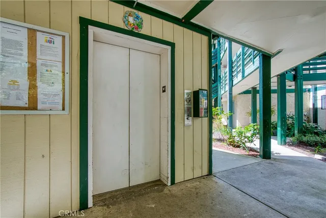 a view of a entrance to house