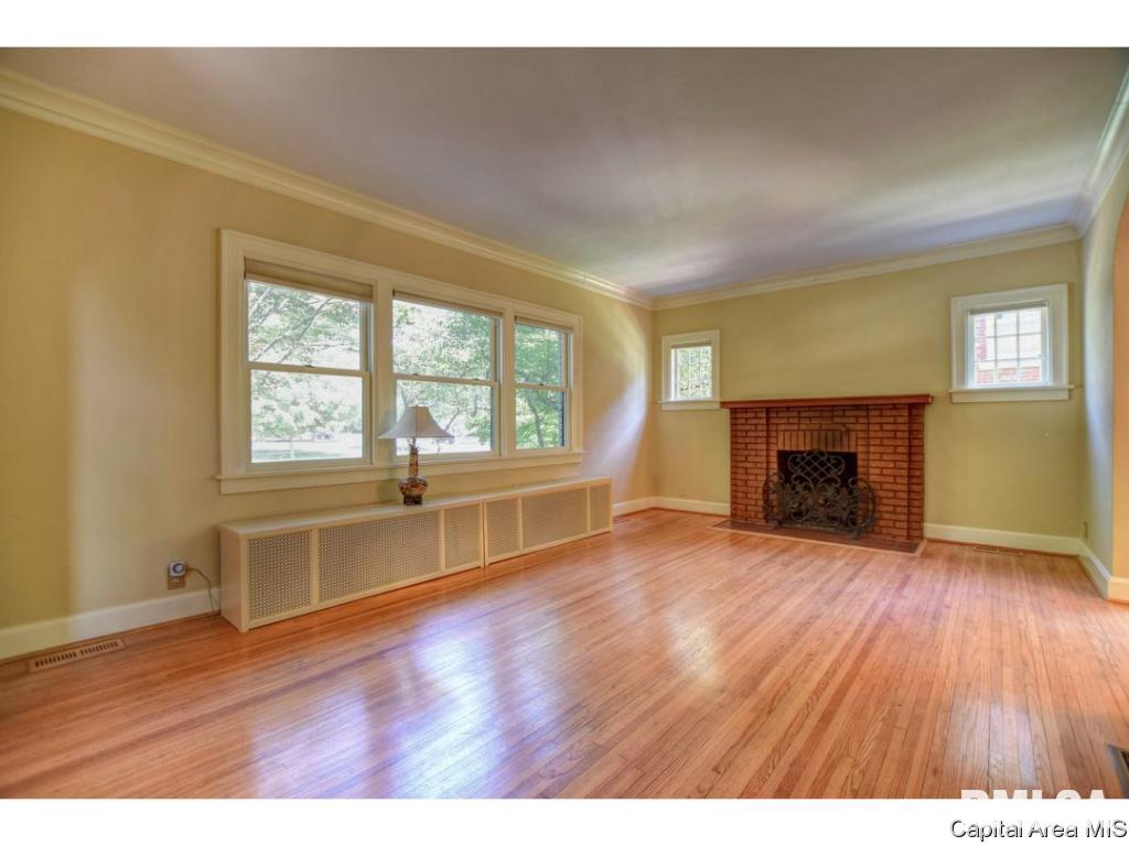 1925 South Bates Avenue Springfield, IL 62704 - Photo 5 of 36