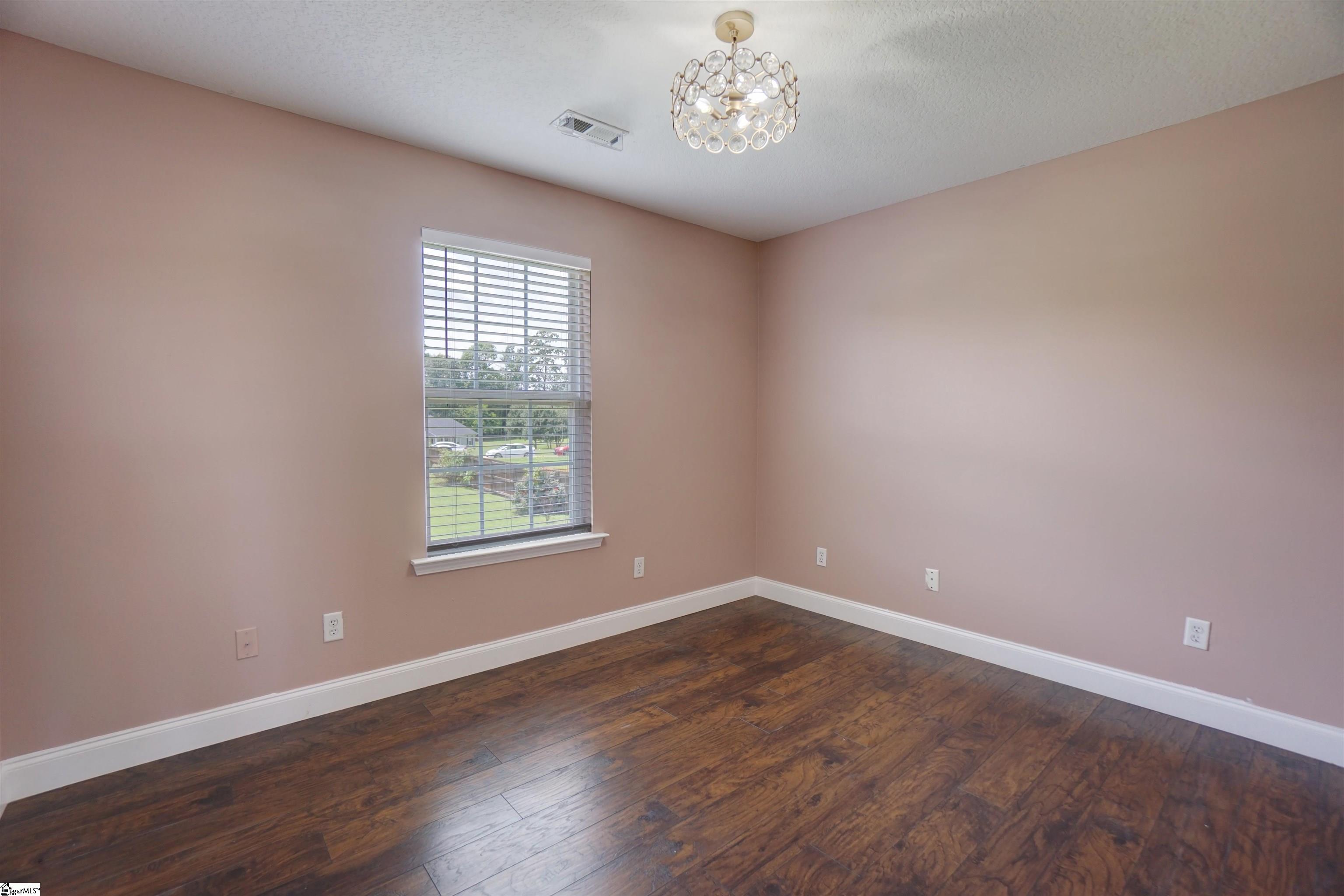 366 Bright Farm Road Duncan, SC 29334 - Photo 11 of 26
