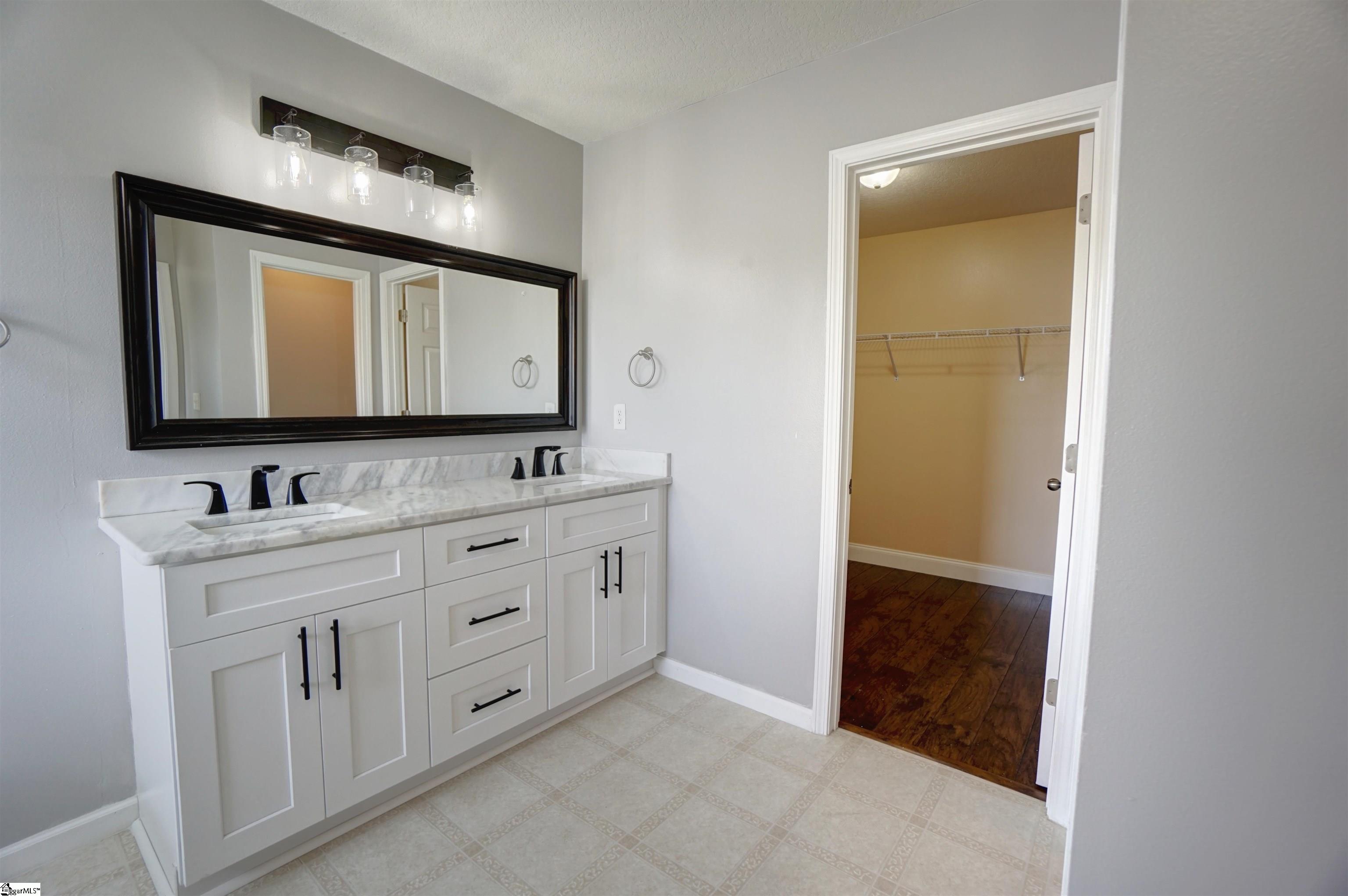 366 Bright Farm Road Duncan, SC 29334 - Photo 6 of 26