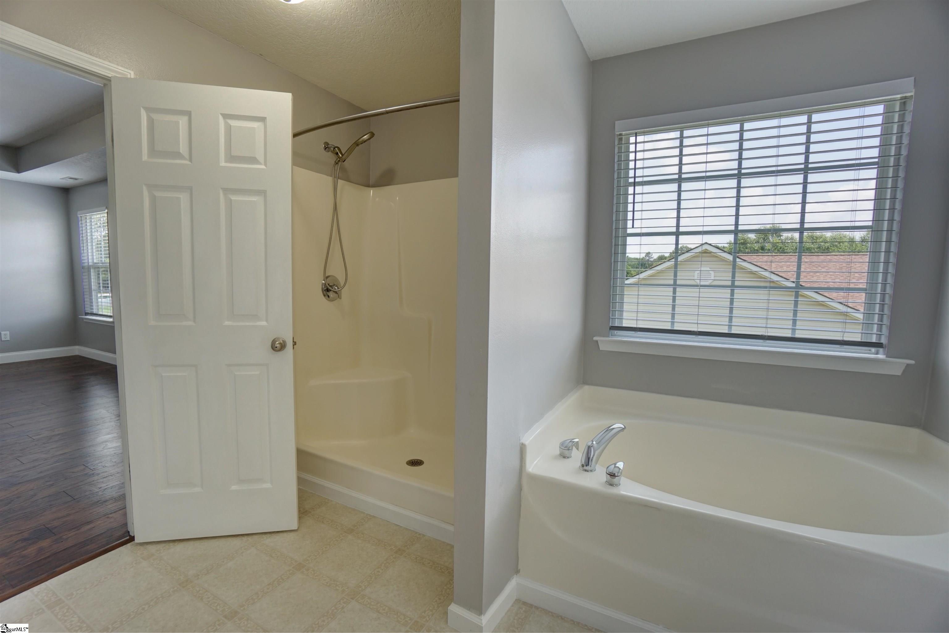 366 Bright Farm Road Duncan, SC 29334 - Photo 7 of 26