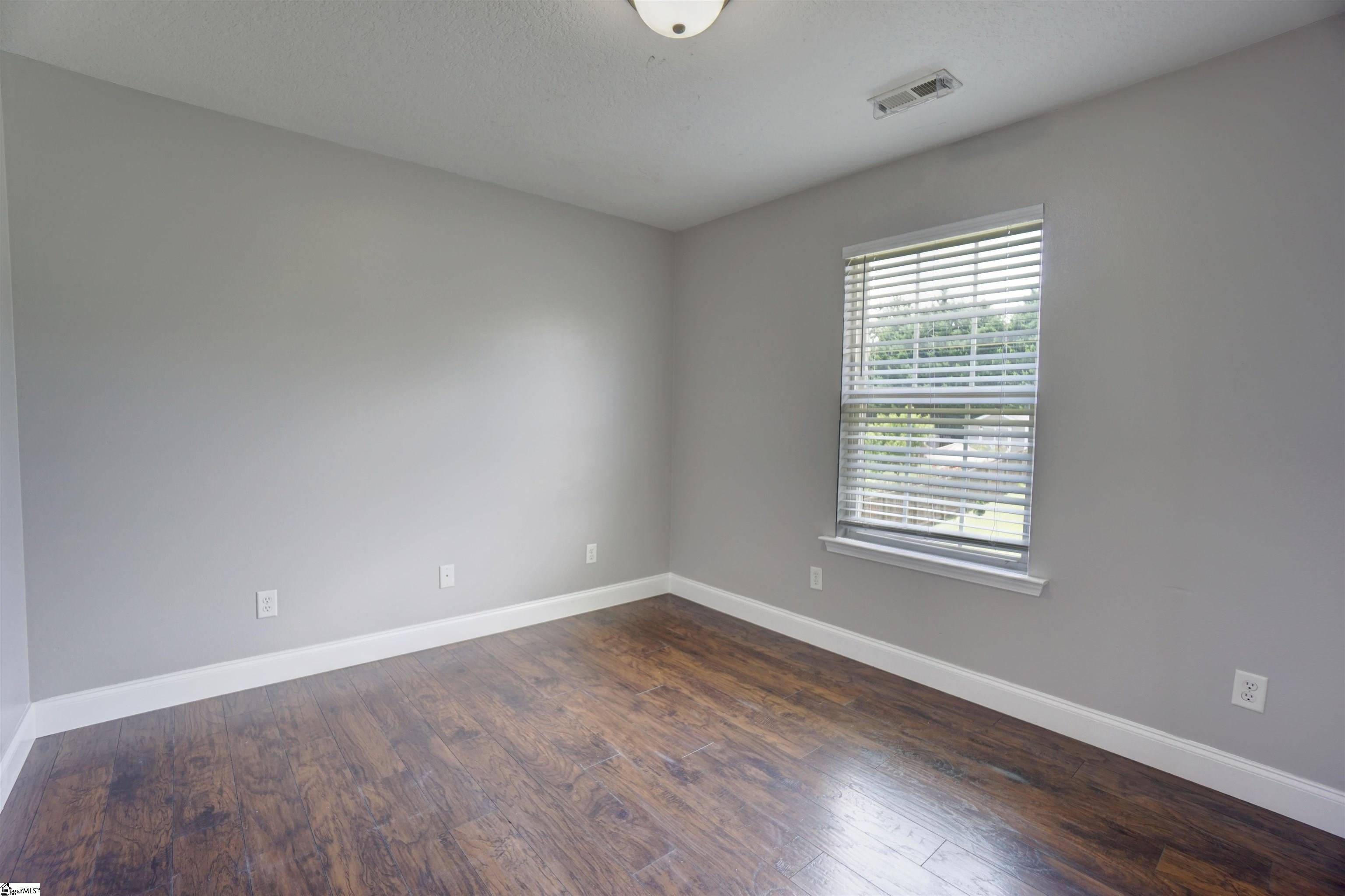 366 Bright Farm Road Duncan, SC 29334 - Photo 10 of 26