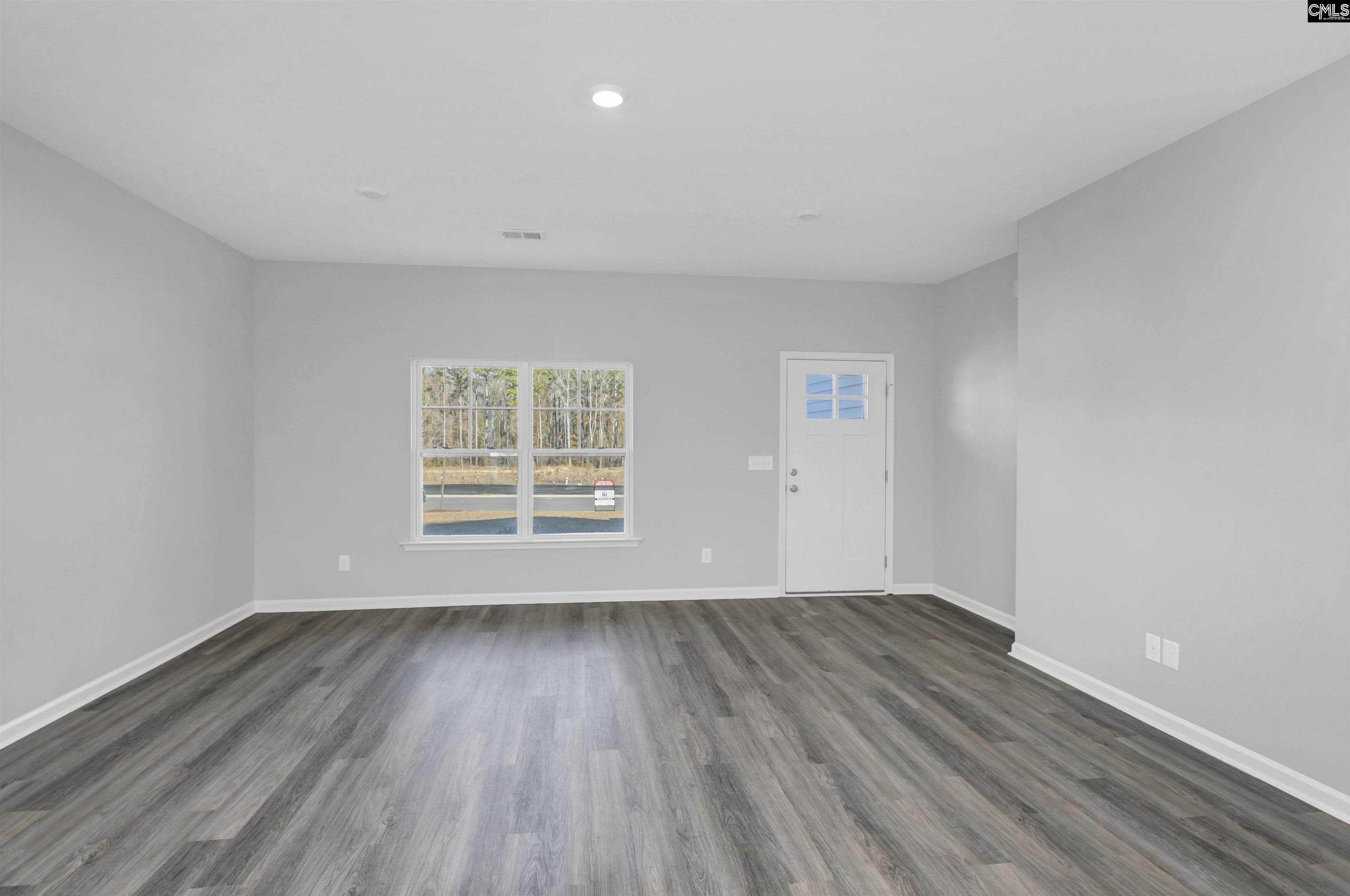 143 Middlesex Court Lugoff, SC 29078 - Photo 7 of 24