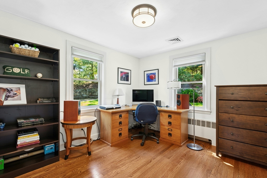 71 Brookside Road Needham, MA 02492 - Photo 17 of 34