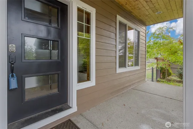 a view of an entryway of house with front door