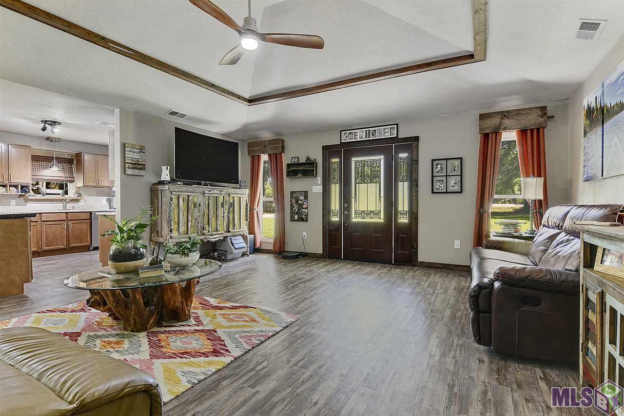 7735 Hunstock Road Denham Springs, LA 70706 - Photo 3 of 9 Gallery Image 3