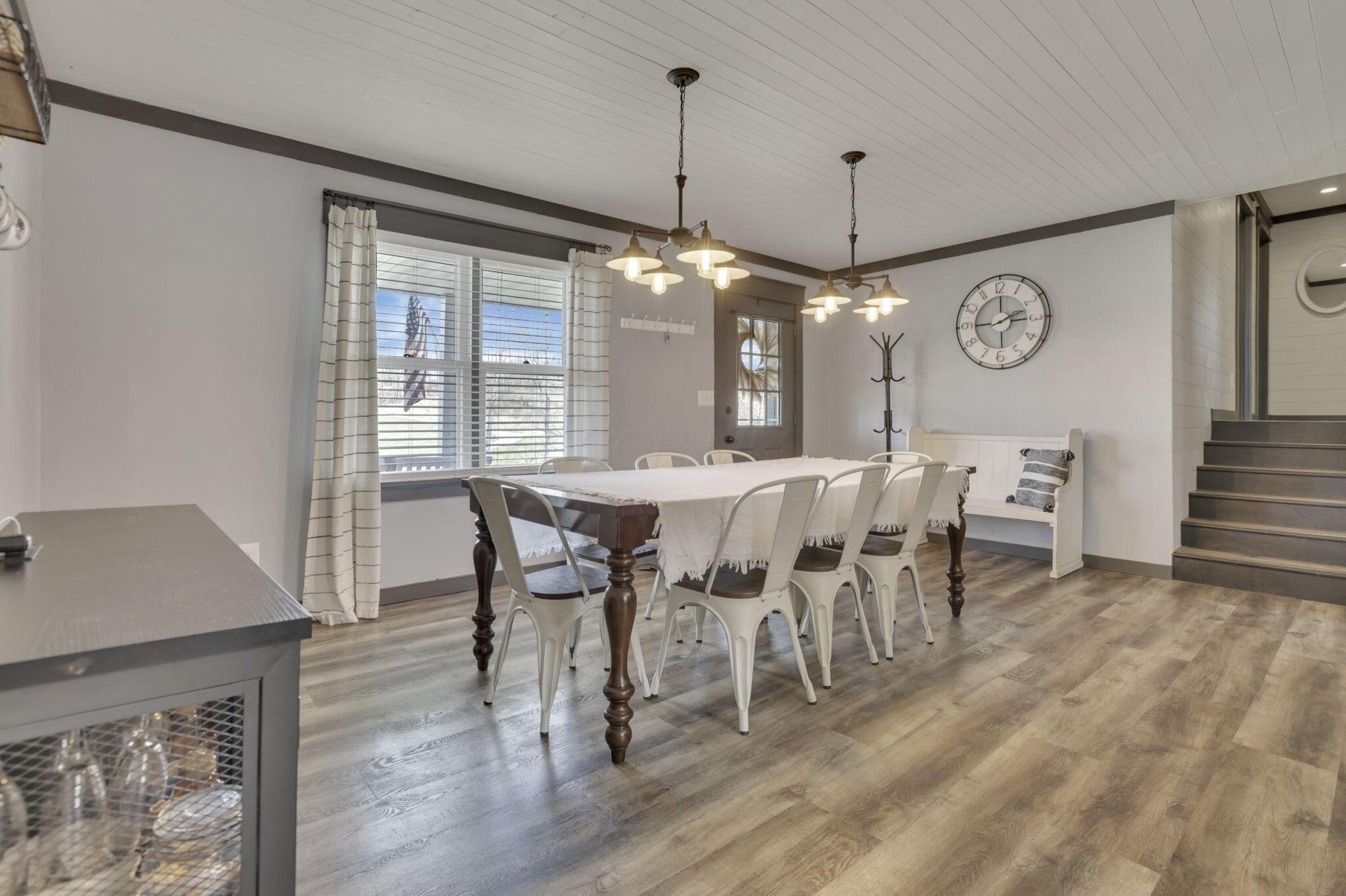 1881 Lake Road Southeast Lancaster, OH 43130 - Photo 11 of 50 Dining Room