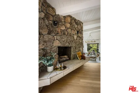 $1,900,000 | 2426 Cazaux Place, Los Angeles, CA 90068