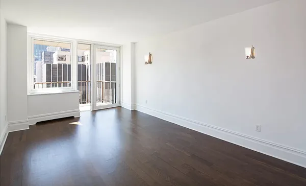 $5,000 | 212 East 47th Street, Unit 31H | Midtown East