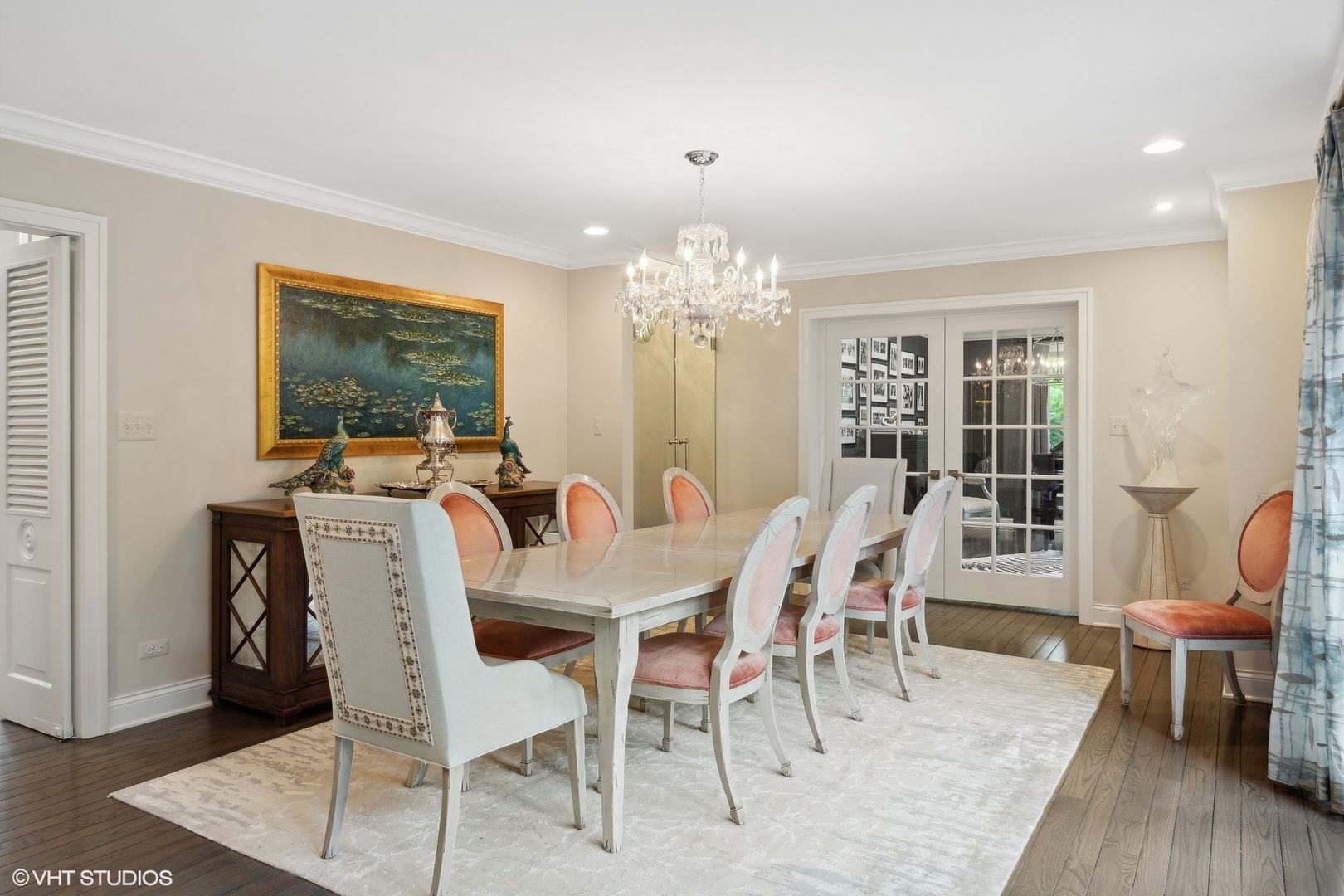 17 Meadowview Road Northfield, IL 60093 - Photo 20 of 50 a view of a dining room with furniture and wooden floor