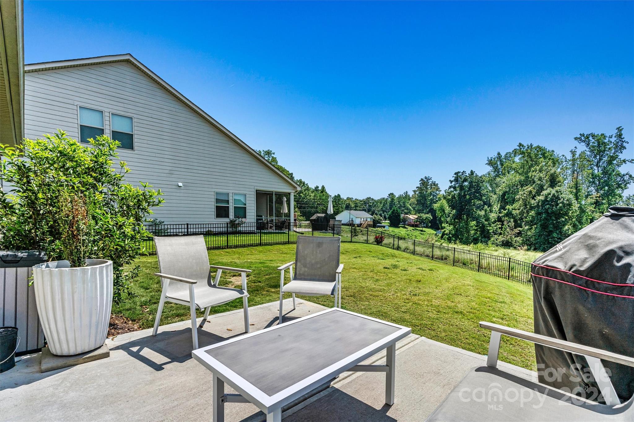 2427 Riparian Way, Unit 104 Denver, NC 28037 - Photo 27 of 31 Gallery Image 27