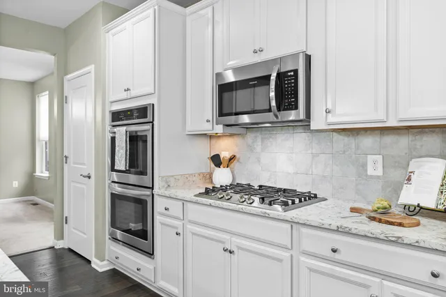 $624,900 | 23525 Lilliflora Drive, California, MD 20619