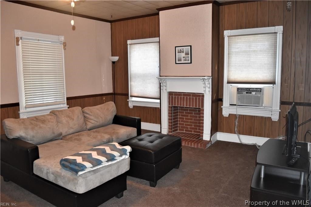 25 Wallace Road Hampton, VA 23664 - Photo 3 of 13 Gallery Image 3