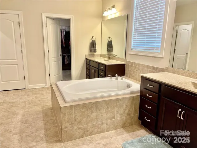 $3,200 | 256 South San Agustin Drive, Mooresville, NC 28117