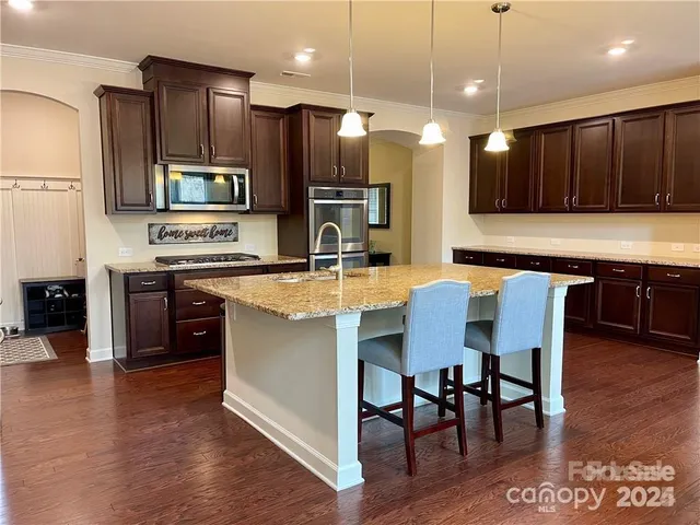 $3,200 | 256 South San Agustin Drive, Mooresville, NC 28117