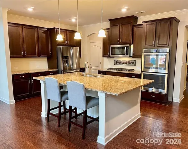 $3,200 | 256 South San Agustin Drive, Mooresville, NC 28117