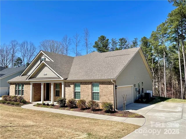 $3,200 | 256 South San Agustin Drive, Mooresville, NC 28117
