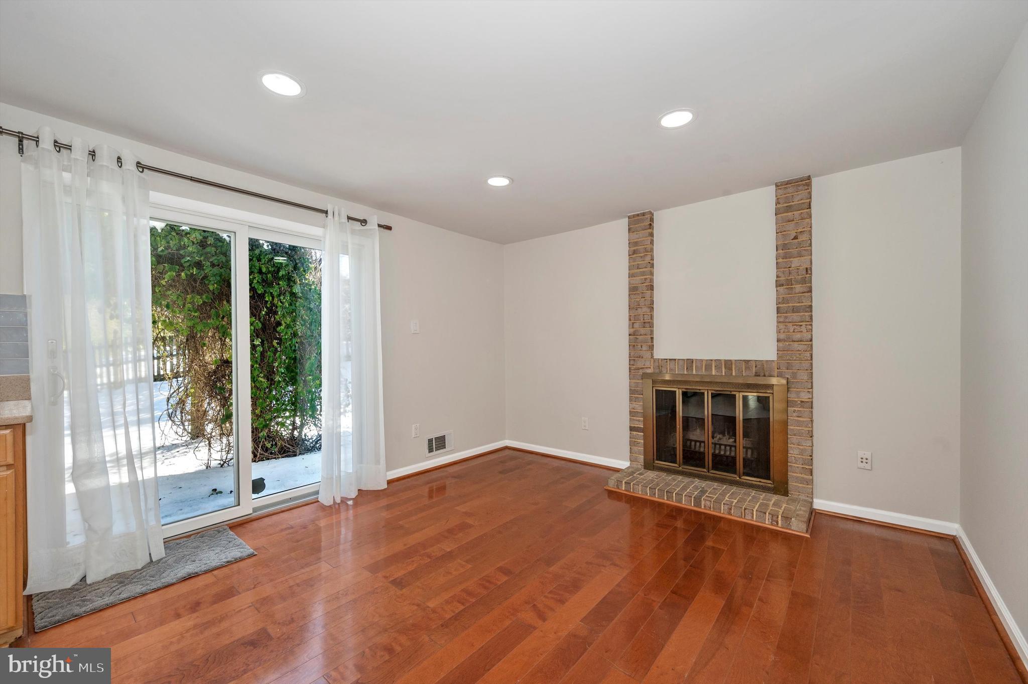 11617 Piney Lodge Road North Potomac, MD 20878 - Photo 20 of 39