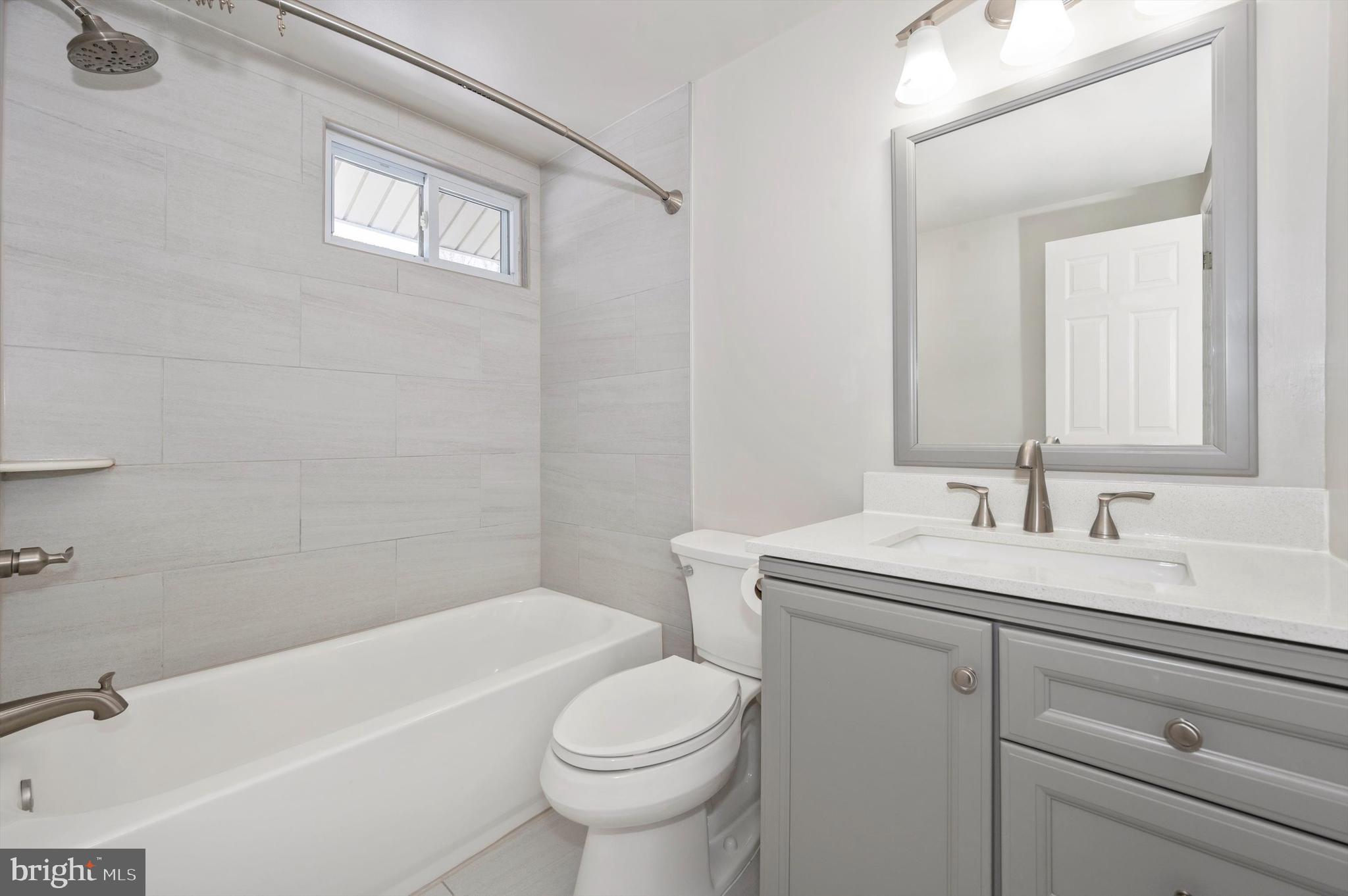 11617 Piney Lodge Road North Potomac, MD 20878 - Photo 34 of 39
