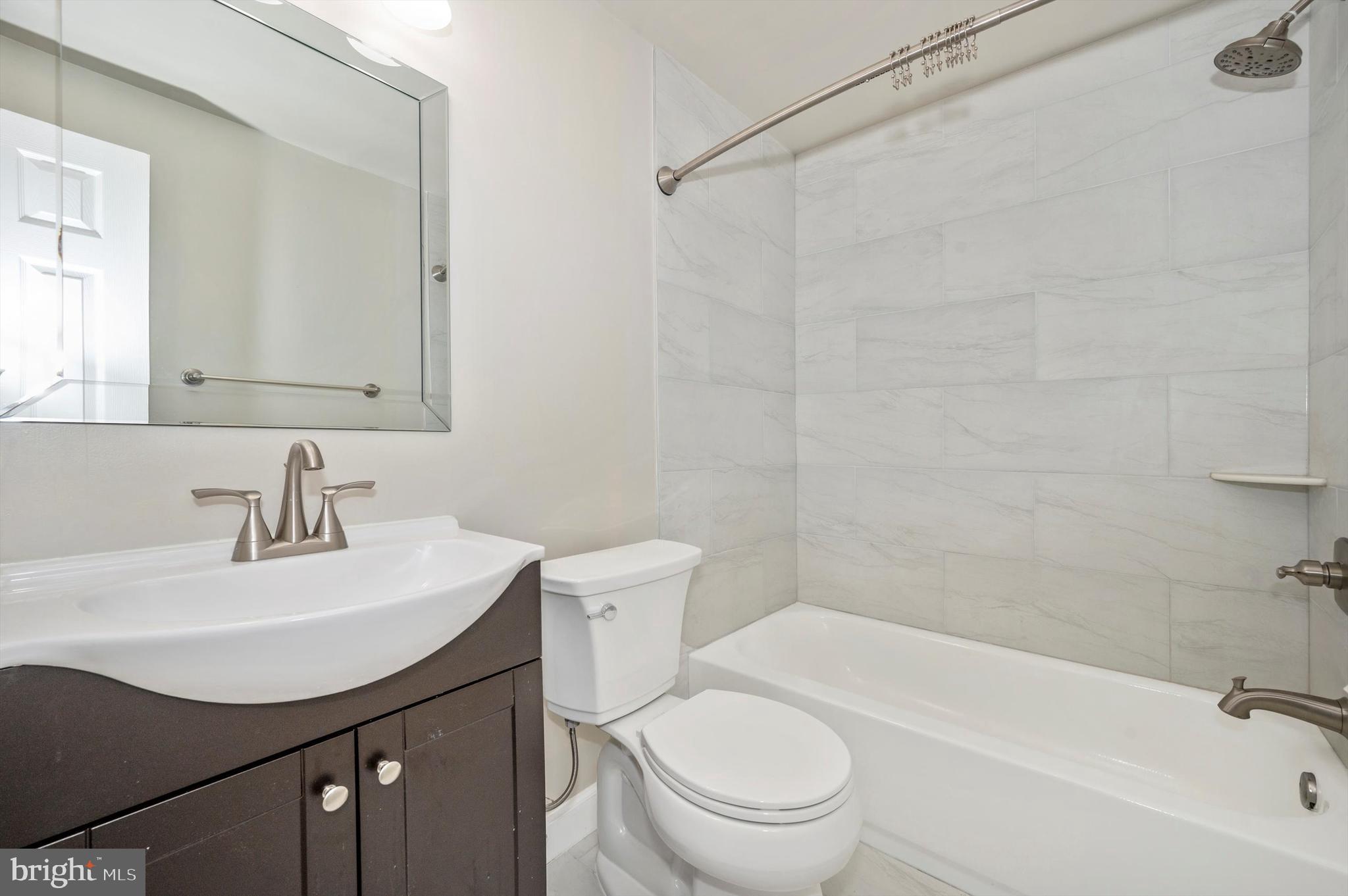 11617 Piney Lodge Road North Potomac, MD 20878 - Photo 37 of 39