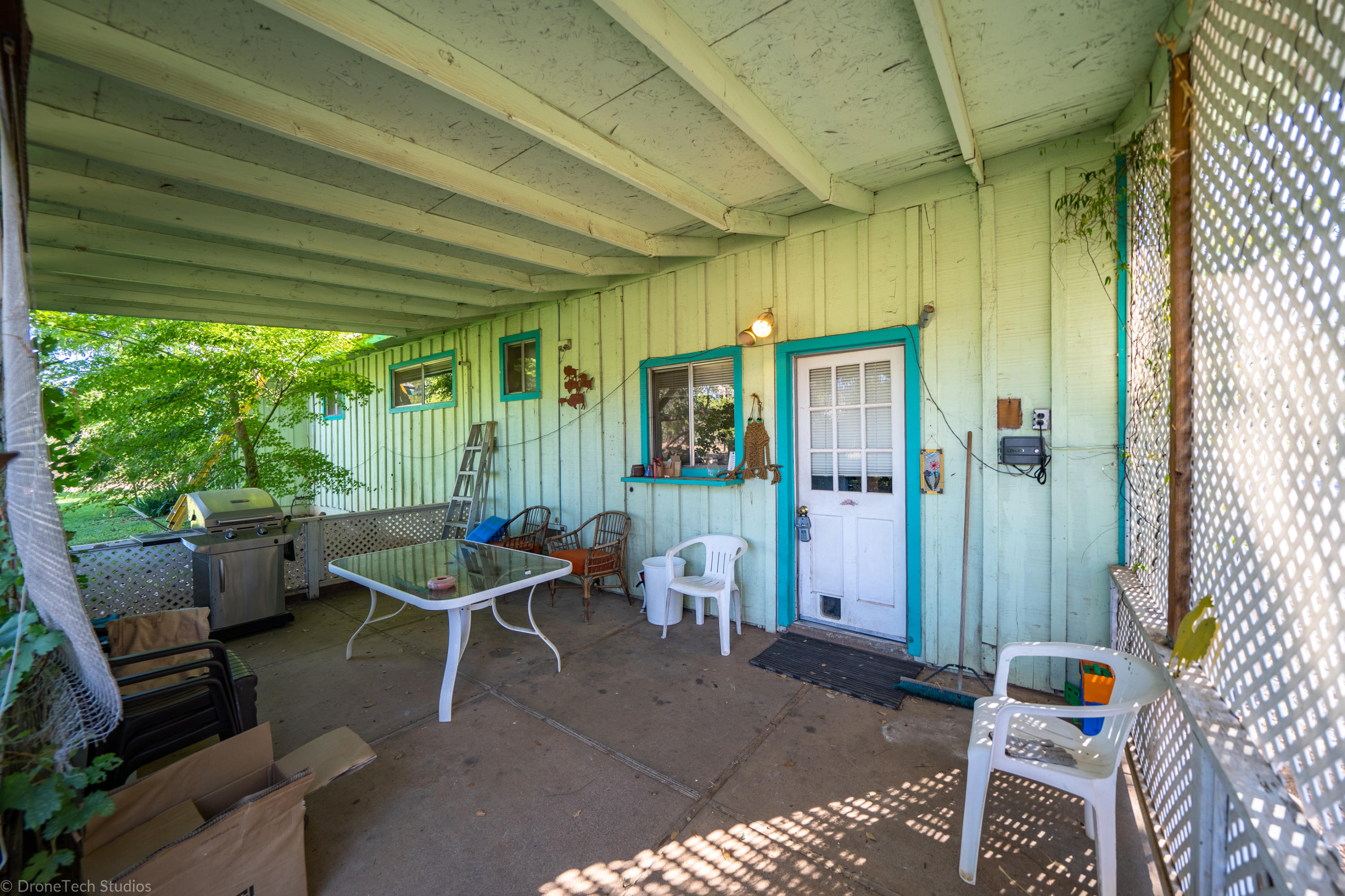 9962 Winegar Road Redding, CA 96003 - Photo 11 of 74 9962 Winegar Rd-29
