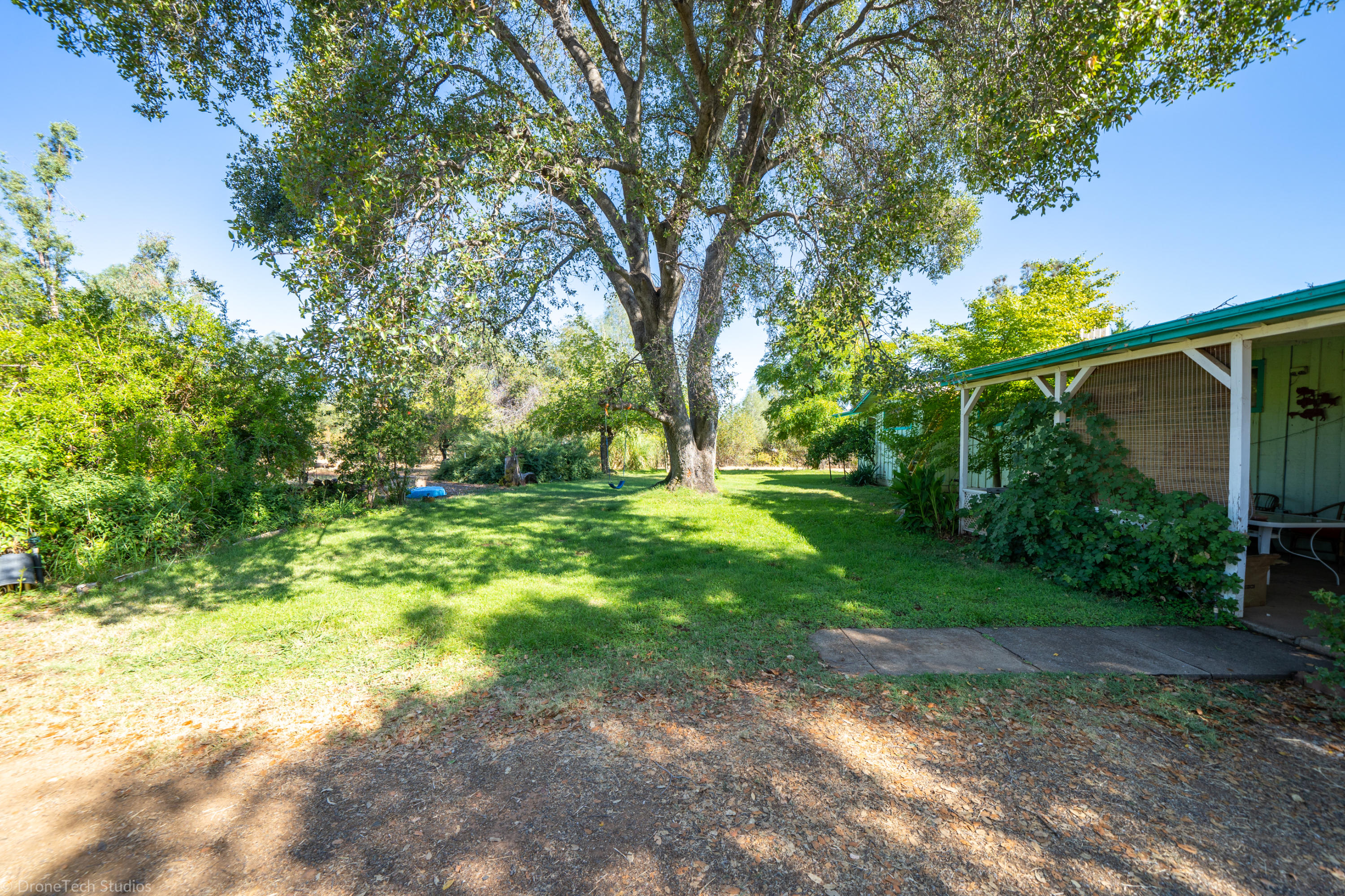 9962 Winegar Road Redding, CA 96003 - Photo 13 of 74 9962 Winegar Rd-31